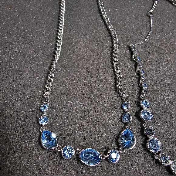 Lot Of 2 Silver Tone Givenchy Ladies Stackable Necklaces With Blue Crystals show - Picture 3 of 7